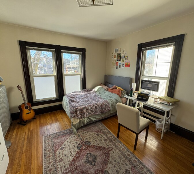 Building Photo - 211 Holland St