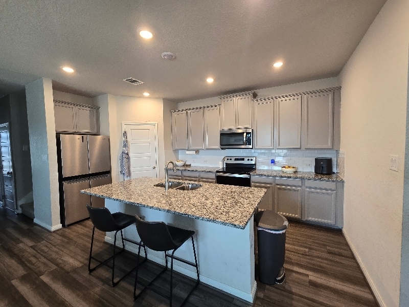 Building Photo - 9519 Bonito Fls Dr