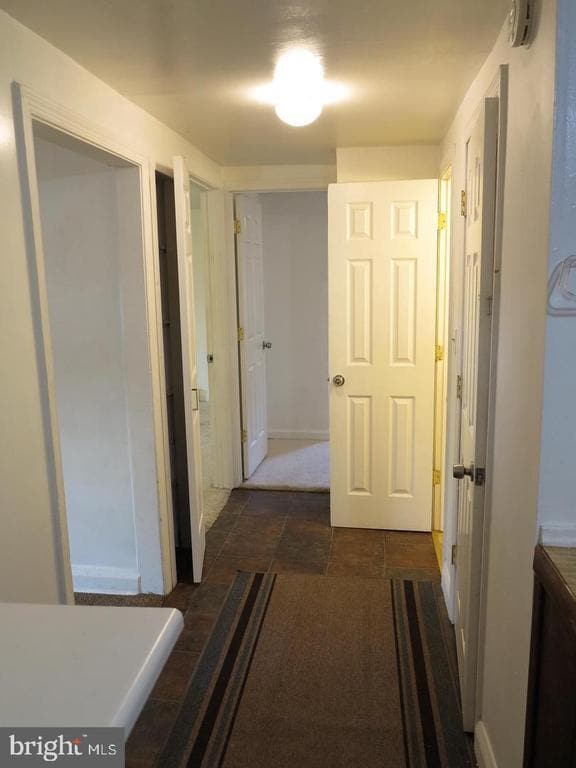 Building Photo - 6712 Breezy Dr