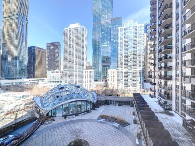 Building Photo - 400 E Randolph St