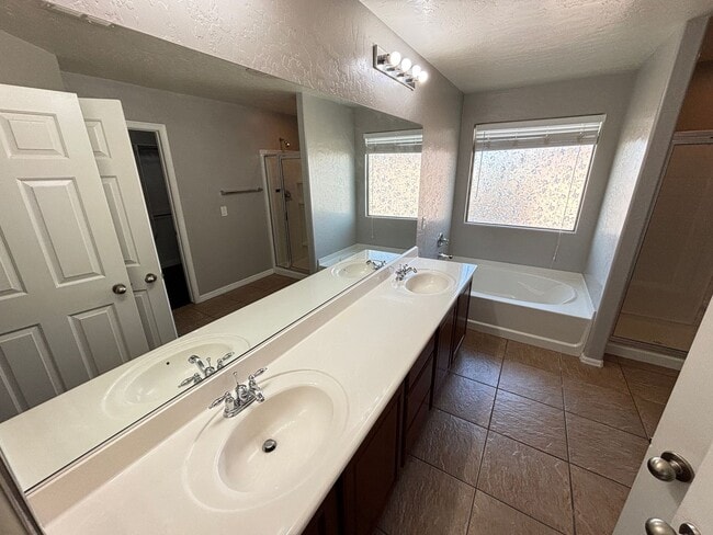 Building Photo - Gorgeous 3Bed/2.5Bath, 2-Story Home located in the Aliante Area- $500 Off Move In Fees