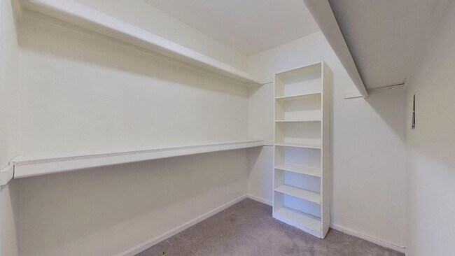 Building Photo - 21096 Boulder Cir