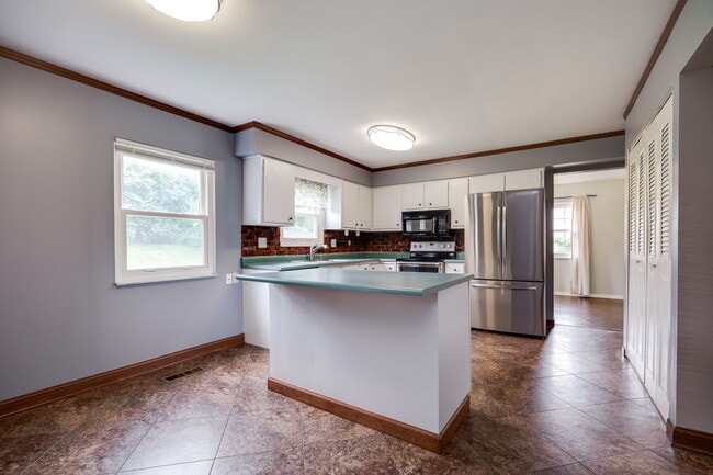 Building Photo - 4024 Quail Bush Dr
