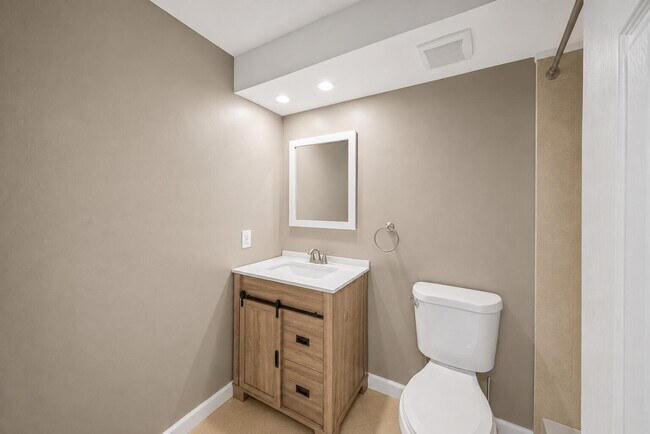 Building Photo - 4528 SW 54th St