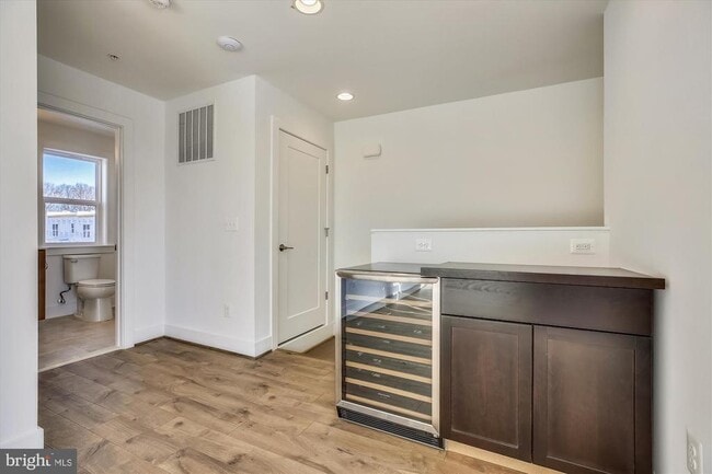 Building Photo - 3234 Royal Fern Pl