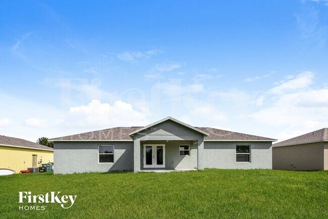 Building Photo - 10363 Grail Ave