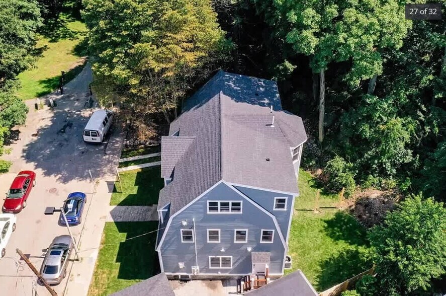 Building Photo - 85 Glen Rd