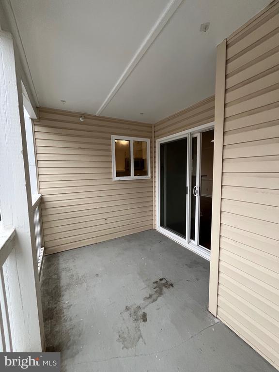 Building Photo - 1524 Lincoln Way