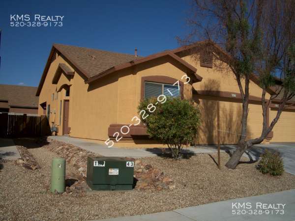 Building Photo - 6027 S Avenida Las Monjas