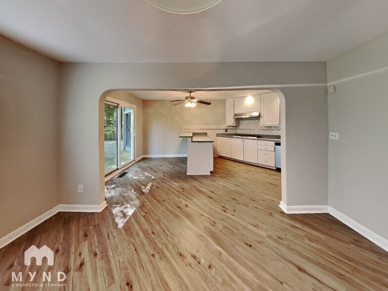 Building Photo - 4940 Karls Gate Dr