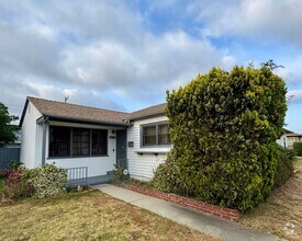 Building Photo - Beautiful 3bd 2ba