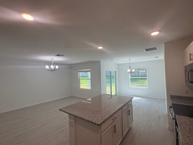 Building Photo - 5041 Armina Pl