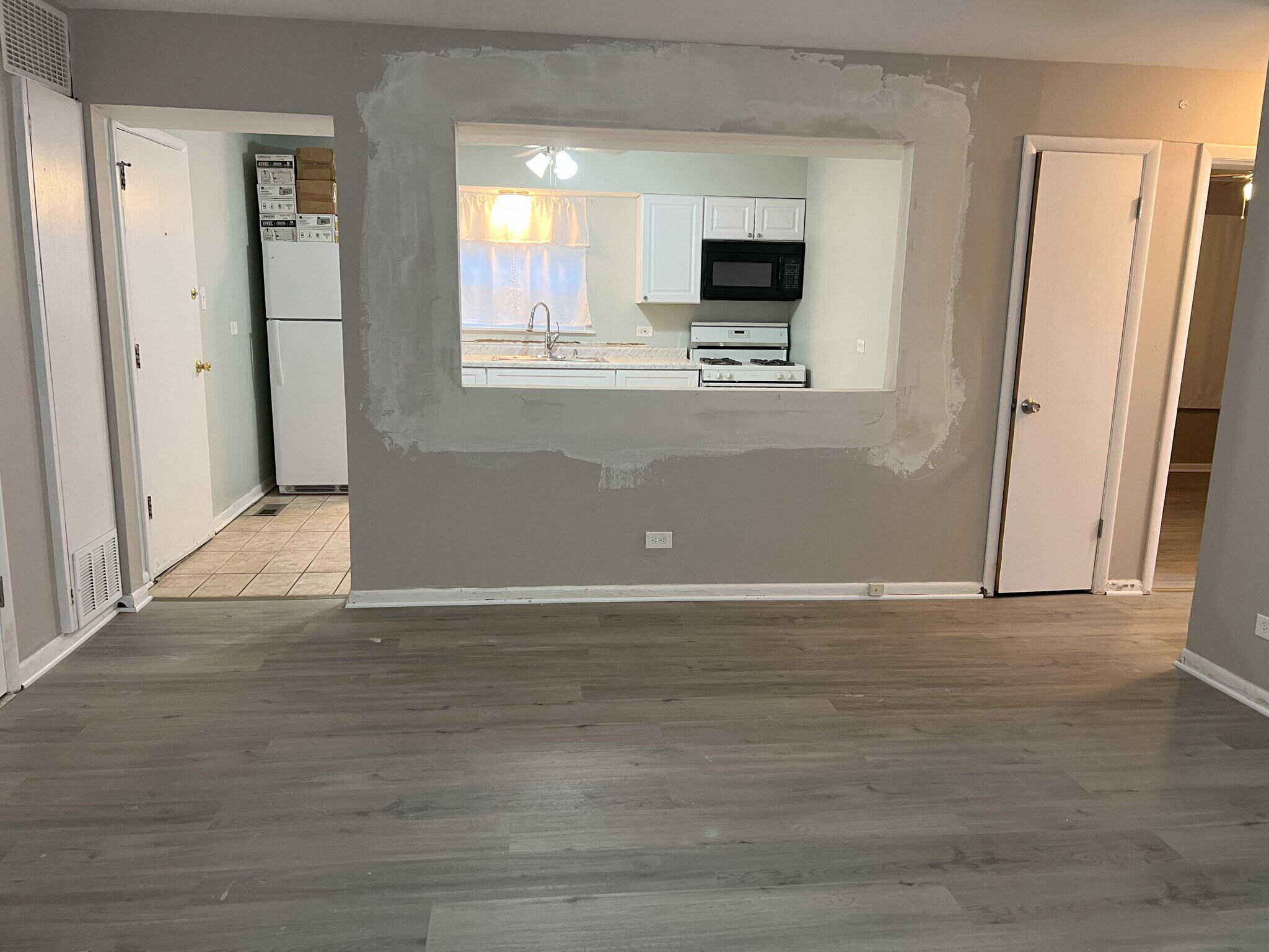 New wall opening-to be painted - 2603 Rohlwing Rd