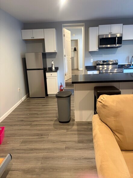 Living Area - 433 S Fairview St