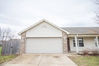 Building Photo - 2225 Bridgewater Cir