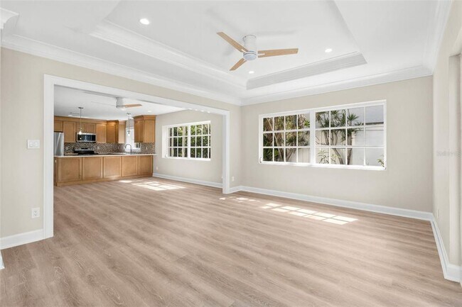 Building Photo - 11 Brightwaters Cir NE