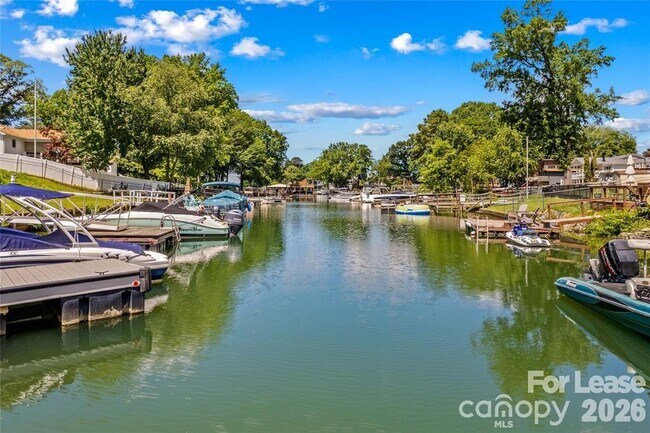 Building Photo - 21112 Rio Oro Dr