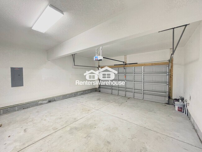 Building Photo - 4644 Indiana Ave