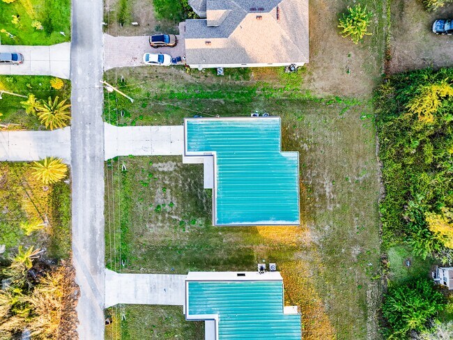 Building Photo - 2915 65th St W