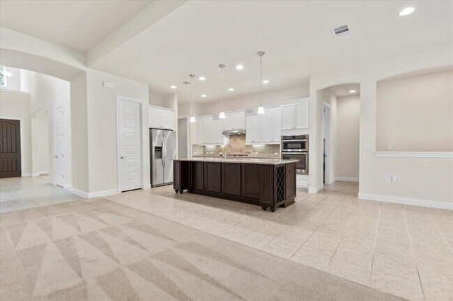 Building Photo - 10112 Lavon Bend
