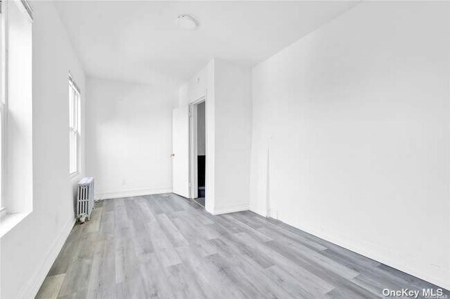 Building Photo - 308 26th Ave