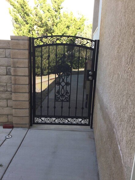 Access Gate - 3437 Caspian Dr