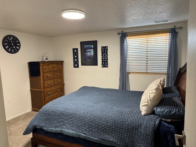 Building Photo - 6200 Snowview Dr