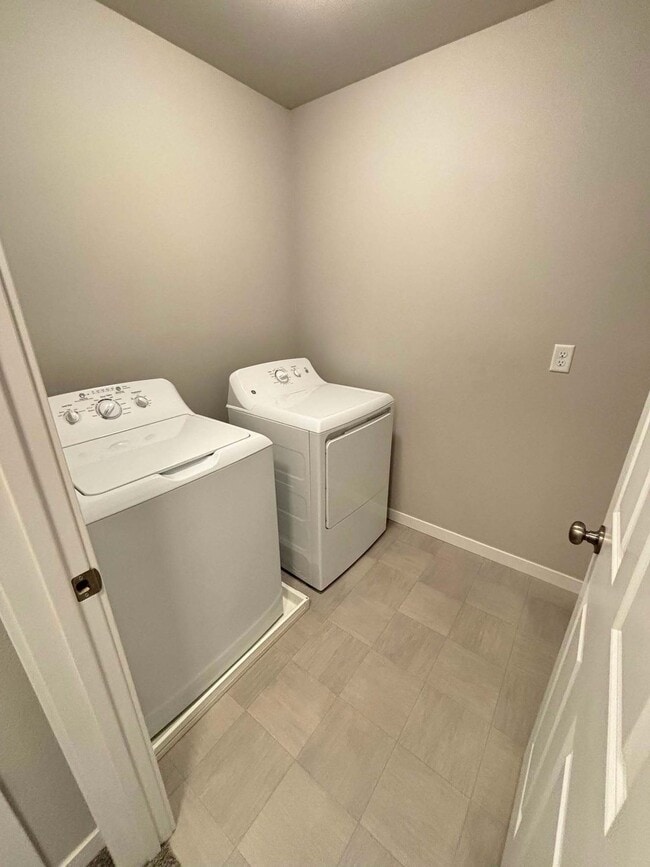 Building Photo - 3717 50th St S