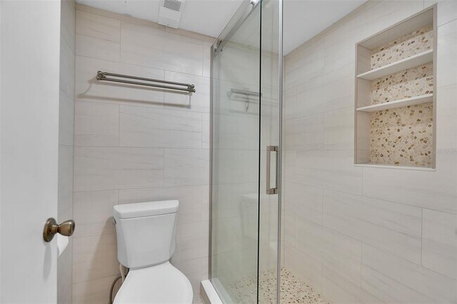 Building Photo - 4644 Longwater Chase
