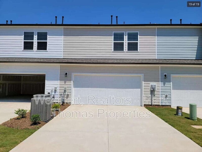 Building Photo - 5602 Preveza Pl