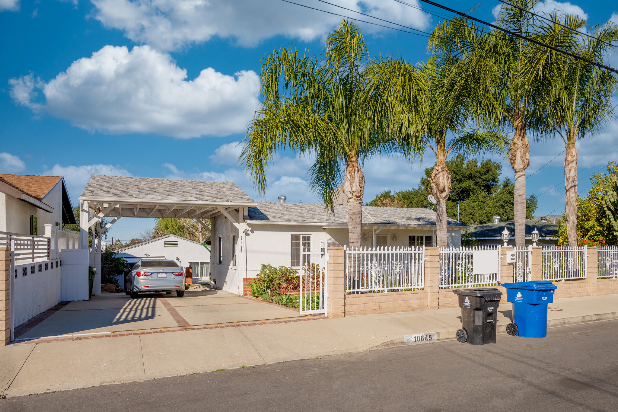 Building Photo - 10645 Mather Ave