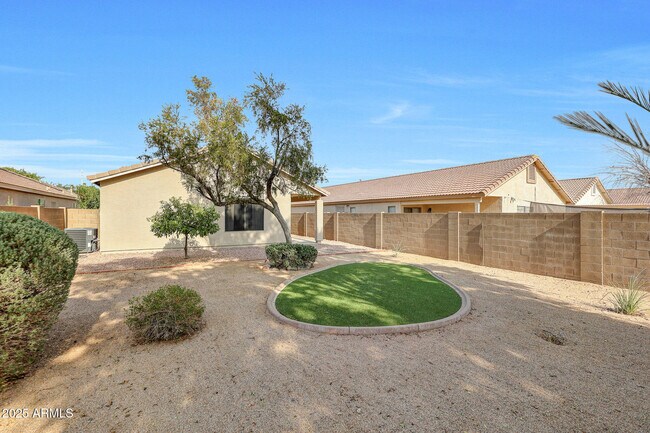 Building Photo - 16804 N 113th Dr