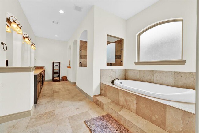 Building Photo - 26006 Carolina Cherry Ct
