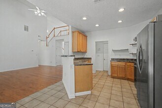 Building Photo - 255 Squire Ln
