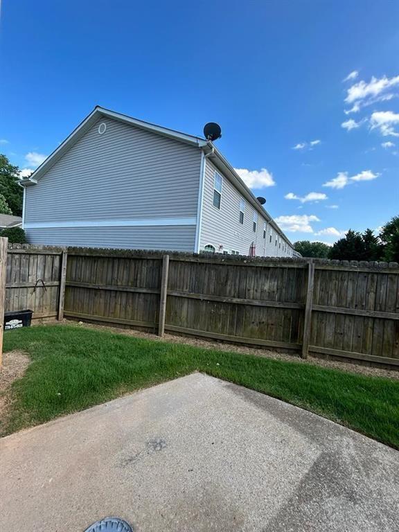 Building Photo - 152 Linton Dr