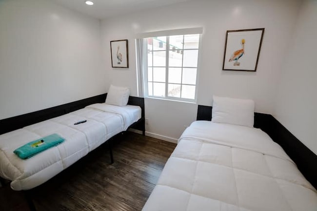 Building Photo - 14836 Archwood St