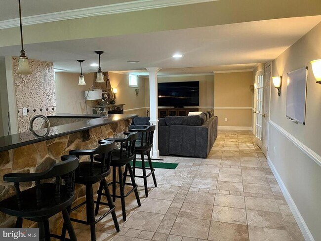 Building Photo - 204 Windham Dr