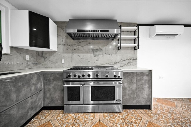 Building Photo - 13284 SW 39th St