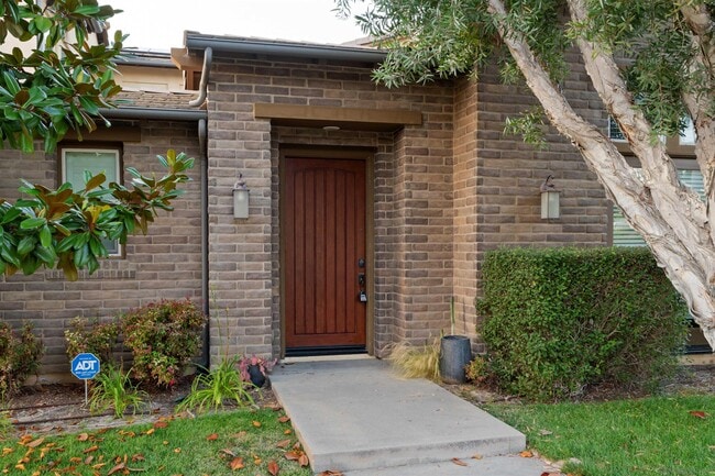 Building Photo - 768 Normandy Rd