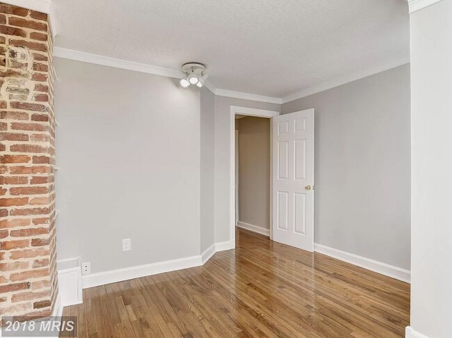 back bedroom - 1406 Haubert St