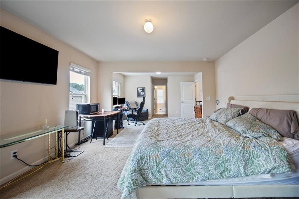 Building Photo - 108 Aviary Ln