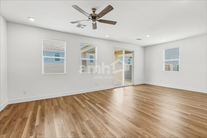 Building Photo - 9185 S Conquistador St