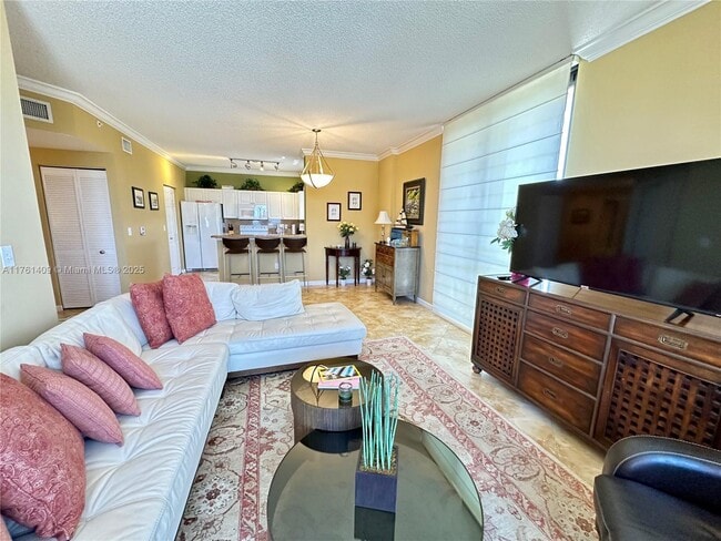 Building Photo - 651 Okeechobee Blvd