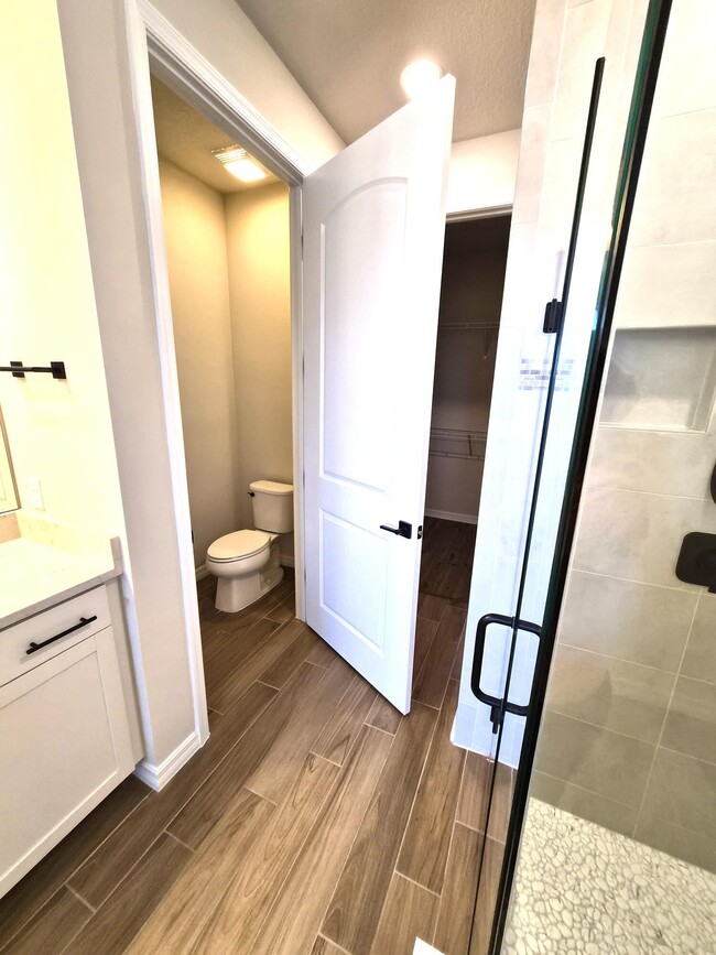 Building Photo - 8295 Vaulting Dr