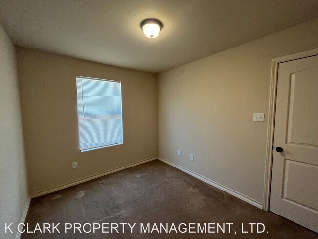 Building Photo - 3 br, 2.5 bath House - 6012 JAX WAY #103