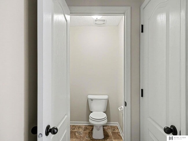 Building Photo - 16559 Dora Hamann Pkwy