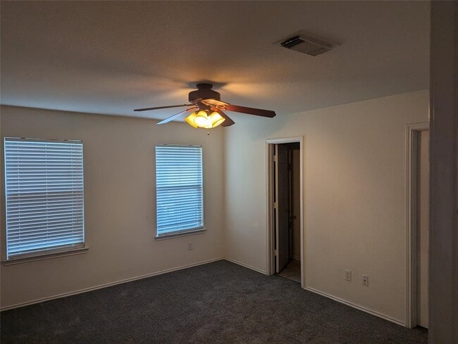 Building Photo - 22031 Silverfield Park Ln