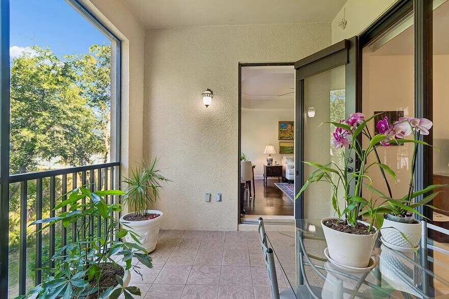 Building Photo - 7702 Lake Vista Ct