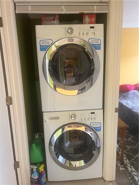 Building Photo - 2339 SW 15th St