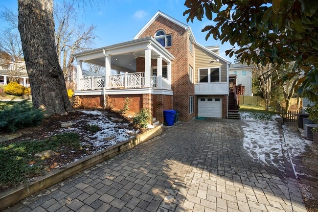 Building Photo - 4518 Chase Ave